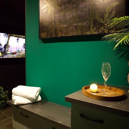 Sejour Detente A Saint-Omer - Jacuzzi Prive, Terrasse, Centre-Ville Et Parking Gratuit Extérieur photo